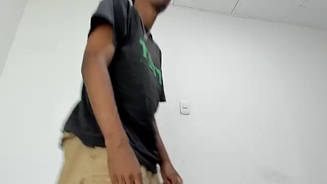 nero_reyd live sex cam