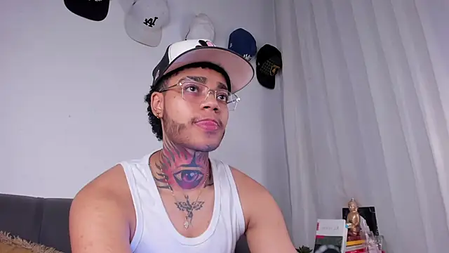 santi_xximo live sex cam