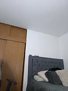 asumi_18 live sex cam