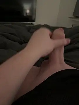 ycumforyou's Stripchat show and profile