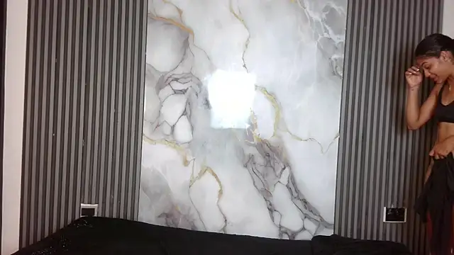 TifanyandLisa live sex cam