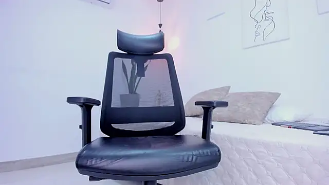 damian_bull's cam snapshot