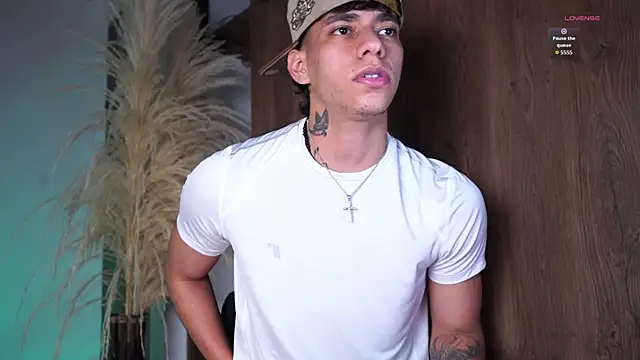 Josep_Davies live sex cam