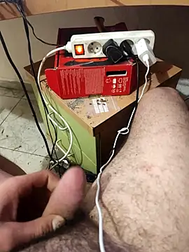 skrigul12 live sex cam