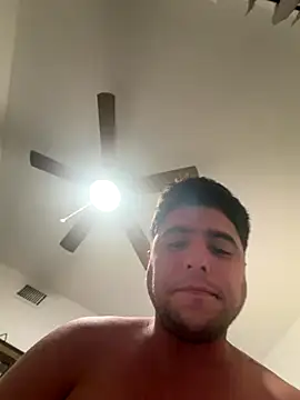 elwhite1996 live sex cam