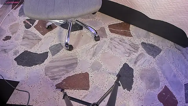 VictoriaMonroee_ live sex cam