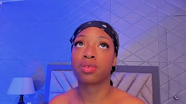 ElisabettaMonroy live sex cam