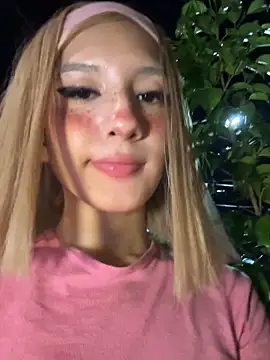 SweetBunnyGF live sex cam