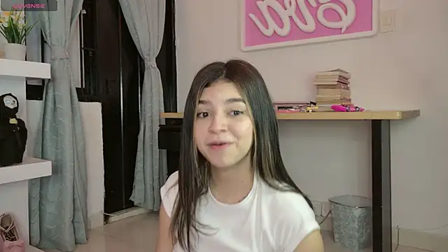 eva_sin18 live sex cam