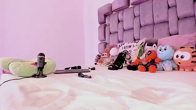 Camila_Matinez_ live sex cam