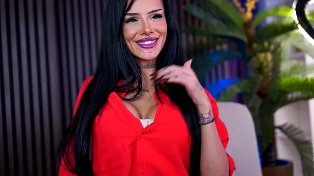 ChicaOra live sex cam