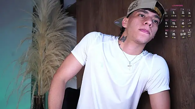 Josep_Davies live sex cam