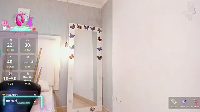 EsmeraldaNyx live sex cam