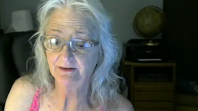 JoleneDelacroix live sex cam