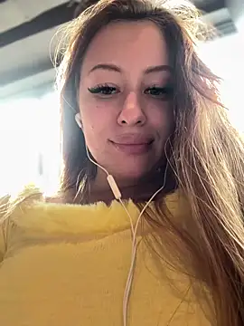 AndreaMood live sex cam