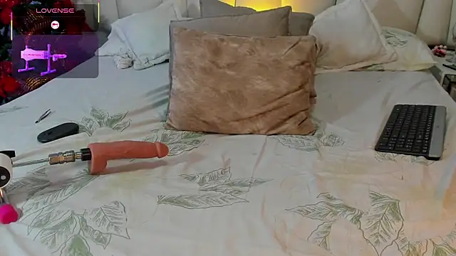 Regiina_Doll live sex cam