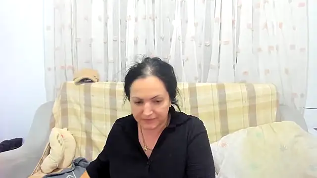 BrendaWildd live sex cam