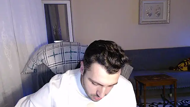 handsomeee04 live sex cam