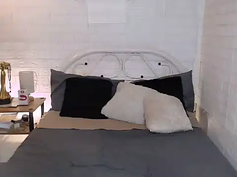 AsianPetite69 live sex cam