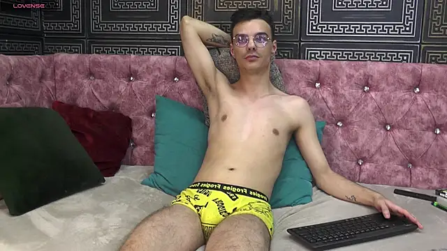 AidenStorm's cam snapshot