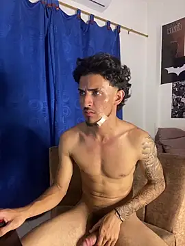 Kriss_Edwards's cam snapshot