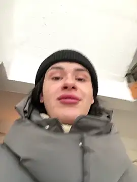 MiraReach live sex cam