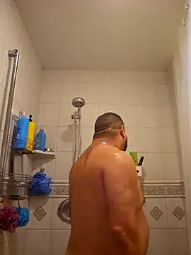 Roddog18 live sex cam