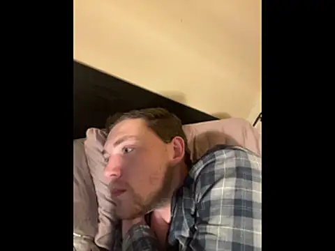 LucidLuca's cam snapshot