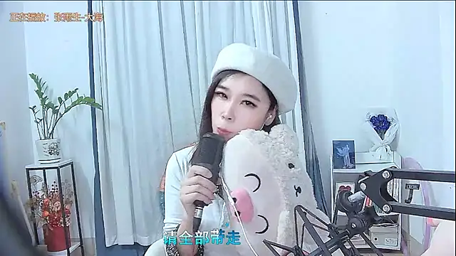 Amity-ox live sex cam