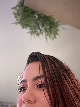 Aryrosee live sex cam