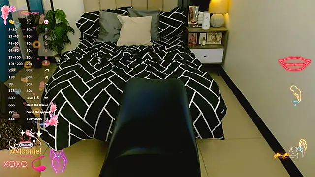 LUSCIOUSKIM live sex cam