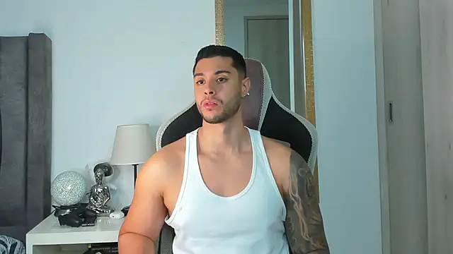 Ken_mailik1's cam snapshot