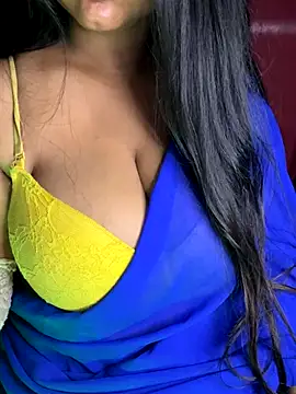 GLaM_GoDdEsS_143 live sex cam