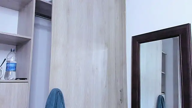 KingLevi01's cam snapshot