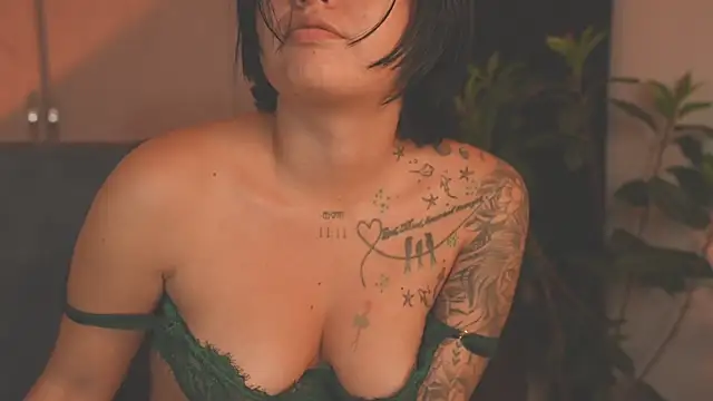 LorenRosse live sex cam