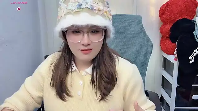 NEWONETO live sex cam