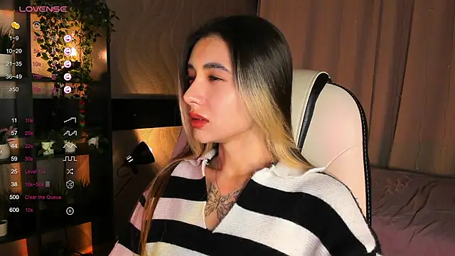 DarlaLike live sex cam