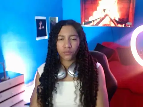 bellacrespalatina live sex cam