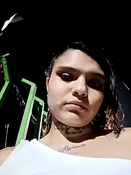 Alis_1327 live sex cam