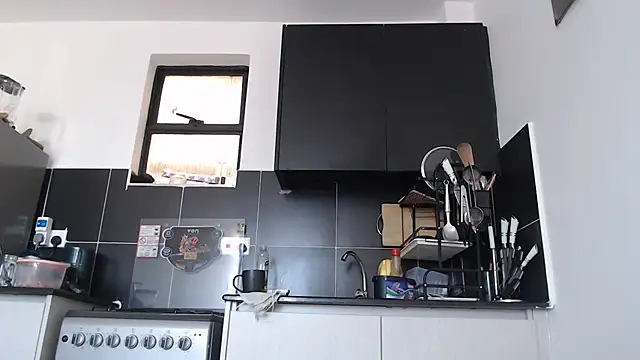 CurvyGlass live sex cam