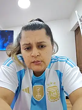 Miss_balloonsmila live sex cam