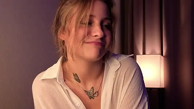 LoveSeekins live sex cam