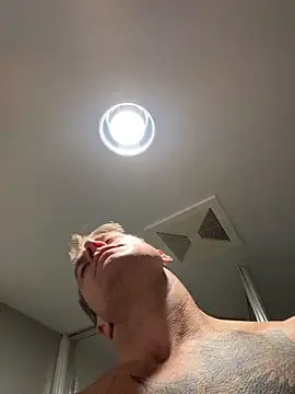 DILFiGuess1 live sex cam