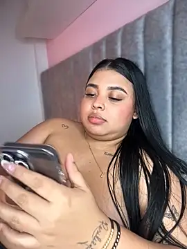 Emily_Cooper7 live sex cam