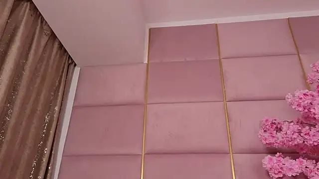 Elliblue live sex cam