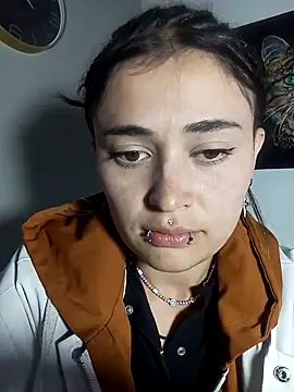 KittenMiss_ live sex cam