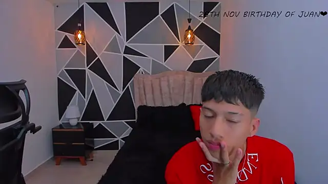 Juan_Nd_Steven live sex cam