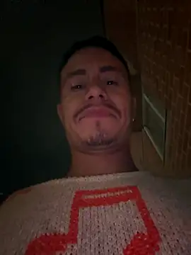 DominickVegas live sex cam