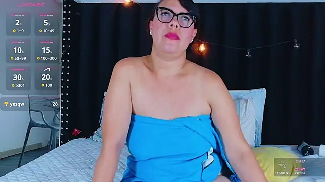 hotlatinateacher live sex cam