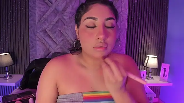 CANDYGABYY's Stripchat show and profile